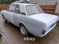 Mk2 Cortina 2 door 1968 unfinished project