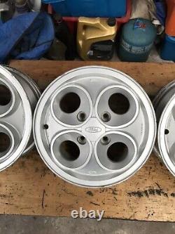 Set Of 5 Ford Escort Clover Leaf Wheels With Caps. Capri/cortina Xr3i Xr3