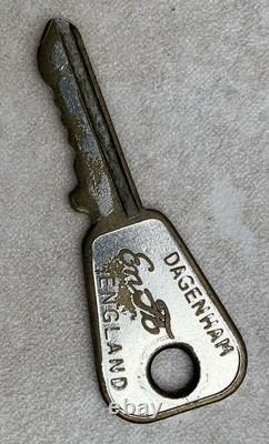 Vintage Key Ford Dagenham England UK EnFo Classic Cortina Escort Corsair Consul