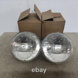 2 NOS LUCAS 5.3/4 RHD SEALED BEAM FORD CAPRI Mk1 CORTINA Mk3 ESCORT RS2000 <br/>  <br/>
  2 Phares scellés LUCAS 5.3/4 RHD pour FORD CAPRI Mk1 CORTINA Mk3 ESCORT RS2000