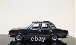 BHM MAJESTY CLASSICS MC09a 1970 CORTINA MK2 1600E, AUBERGINE/TOIT EN VINYLE. BNIB