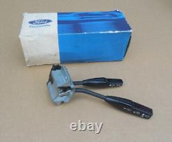 Commutateur d’éclairage et d’essuie-glaces Ford Knudsen Cortina Escort 6028726 74BG-11K665-CA