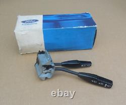 Commutateur d’éclairage et d’essuie-glaces Ford Knudsen Cortina Escort 6028726 74BG-11K665-CA