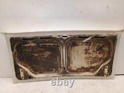 Ford Cortina 1970, berline 2 portes, blanc, couvercle de coffre / hayon, 1966-1970