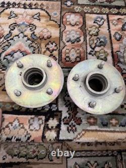 Lotus Cortina Mk2 pouvant également convenir aux escortes Mk1 et Mk2 ainsi qu'aux moyeux avant de Capri